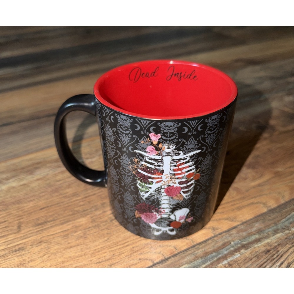 "Dead Inside" Spirit Halloween Floral Skeleton Coffee‎ Mug 20 oz Collectible - Picture 4 of 6